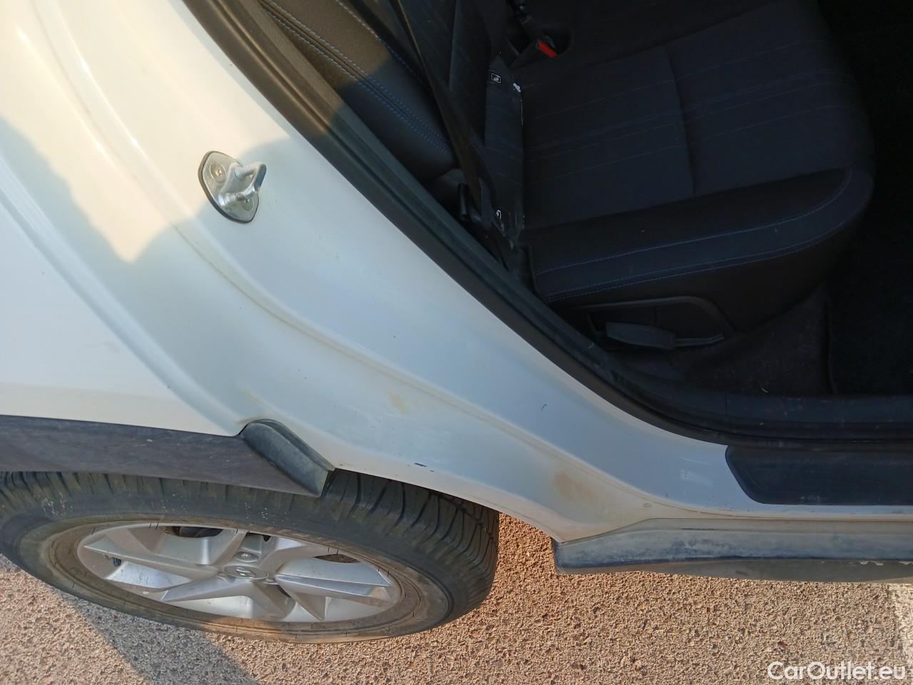  Hyundai  Tucson HYUNDAI  / 2015 / 5P / todoterreno 1.7 CRDi 85kW (115CV) BDrive Essence 4x2 #10