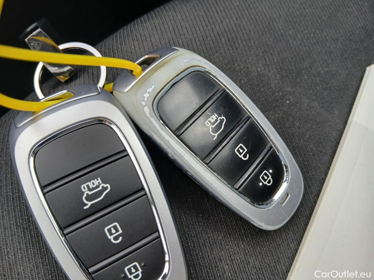  Hyundai  Tucson HYUNDAI  / 2020 / 5P / todoterreno 1.6 CRDI 100kW (136CV) 48V Tecno DCT 2C #3