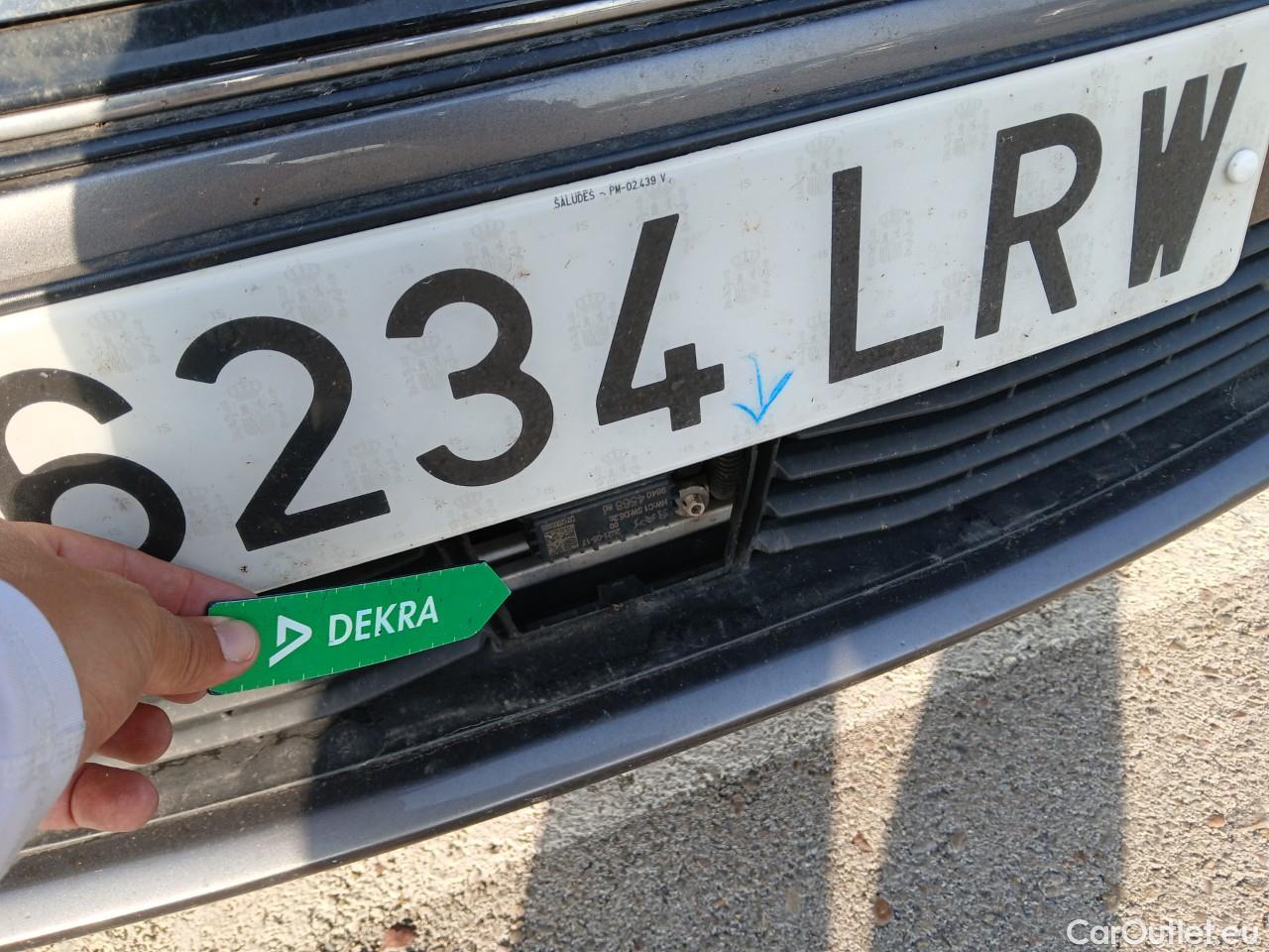  Peugeot  508 PEUGEOT  / 2018 / 5P / berlina con portón 5P Business Line BlueHDi 130 EAT8 (AC) #21
