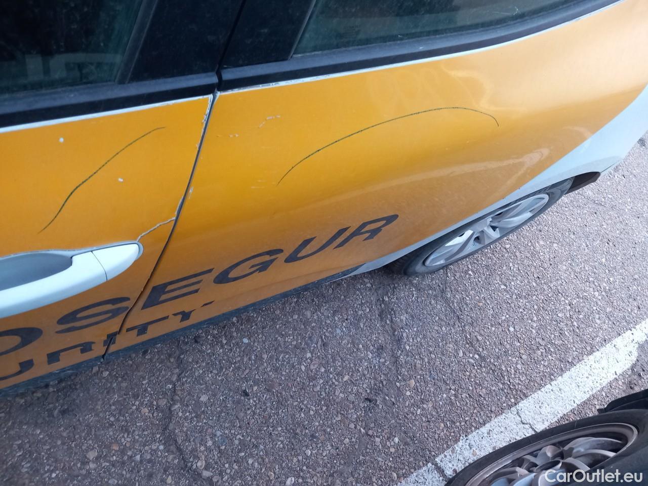  Renault  Clio  V Business Edition 1.5 dCi 100CV MT6 E6d #15