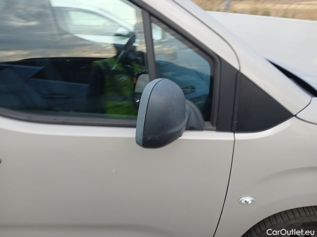  Opel  Combo  Life E Expression 1.5 100CV MT5 E6dT #61
