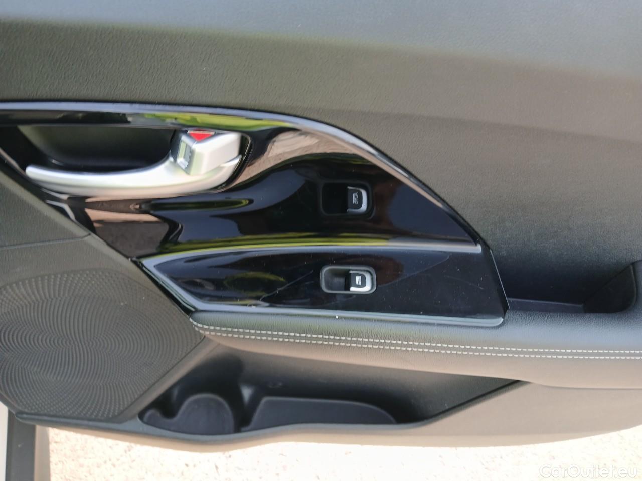  KIA  Niro  e- Drive 205CV #3