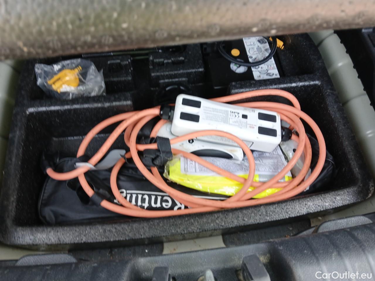  KIA  Niro  e- Drive 205CV #5