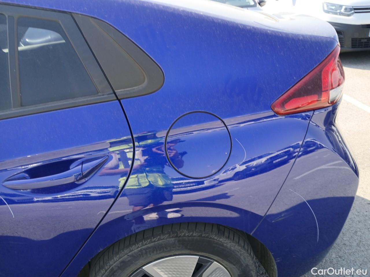  Hyundai   Ioniq HYUNDAI / 2019 / 5P / berlina con portón 1.6 GDI HEV Klass DCT #14