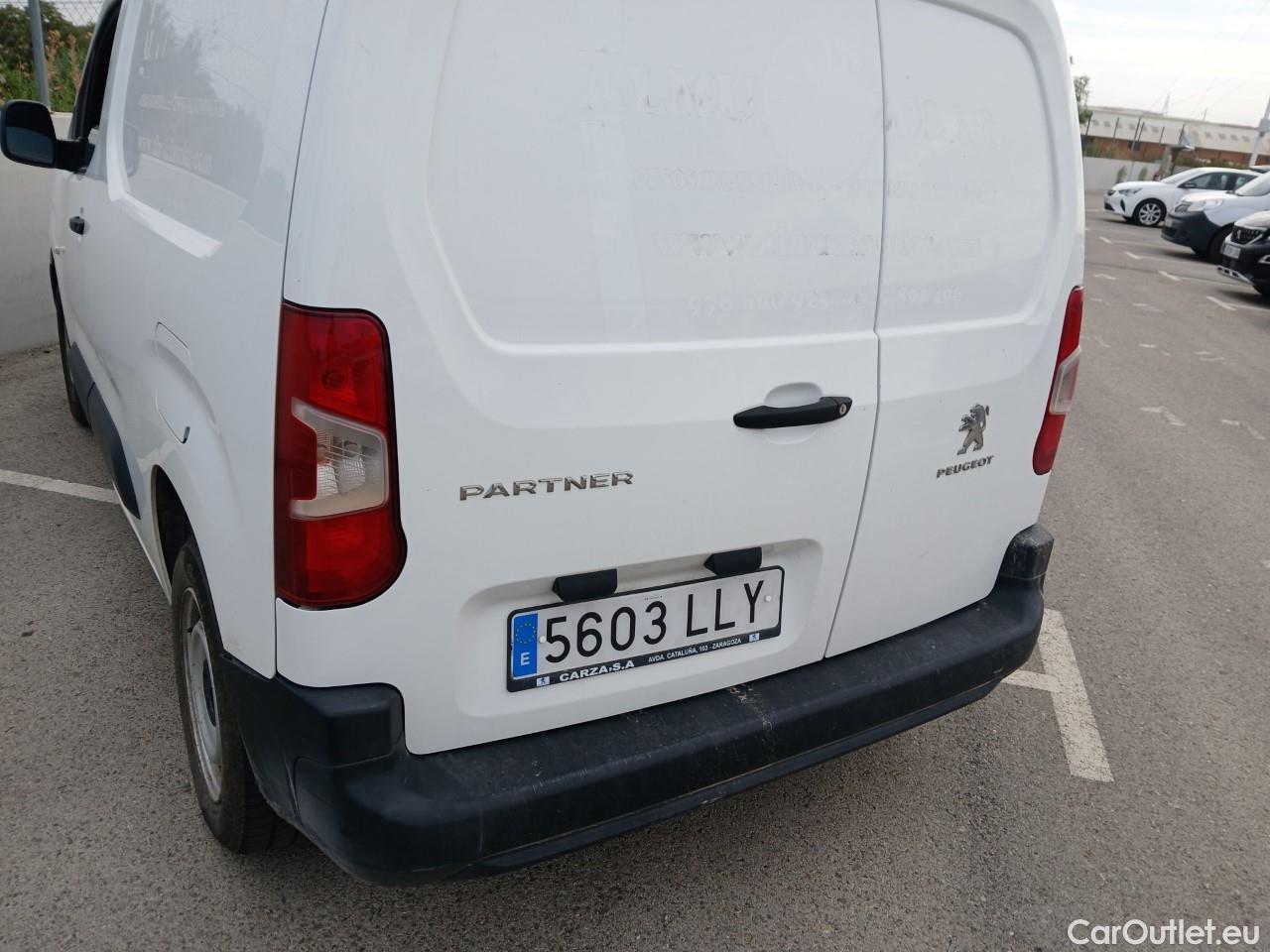  Peugeot  Partner PEUGEOT  / 2018 / 3P / furgón derivado de turismo Pro Standard 600kg BlueHDi 73kW (AC) #16