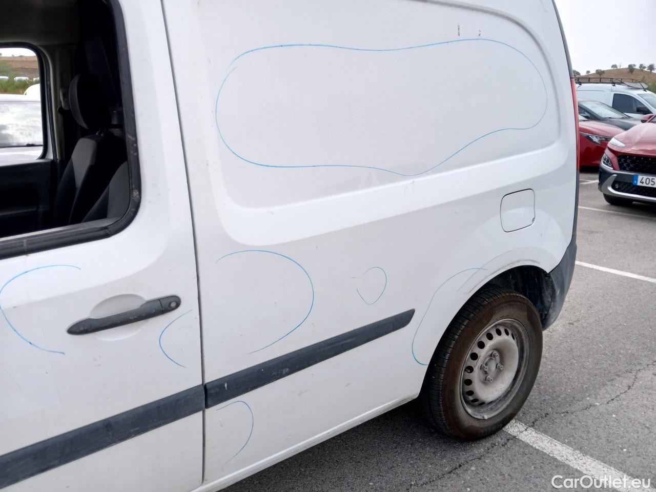  Renault  Kangoo  II Furgón Professional 1.5 dCi 75CV MT5 E6 #28