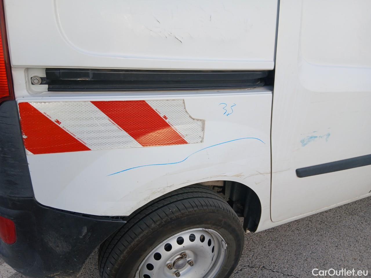 Renault  Kangoo  II Furgón Professional 1.5 dCi 75CV MT5 E6 #80