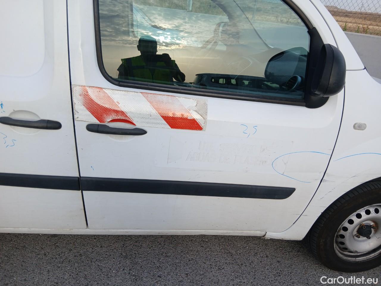  Renault  Kangoo  II Furgón Professional 1.5 dCi 75CV MT5 E6 #84