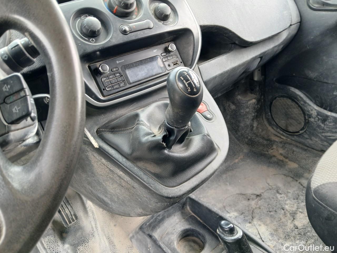  Renault  Kangoo  II Furgón Professional 1.5 dCi 75CV MT5 E6 #22