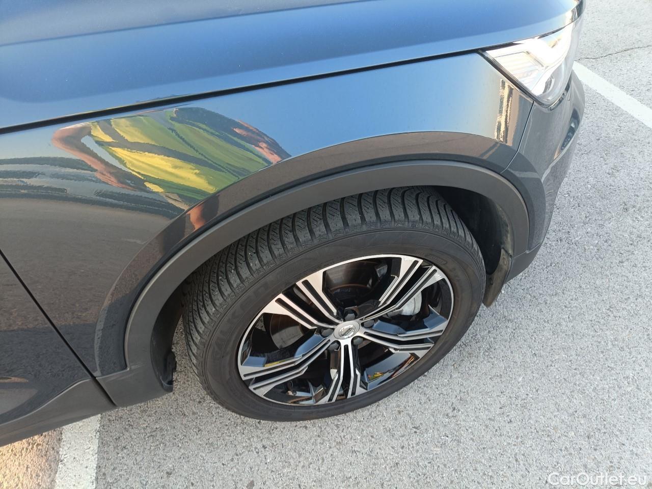  Volvo  XC 40 XC40 2WD Plug-In Hybrid Inscription 1.5 T5 260CV AT7 E6dT #35