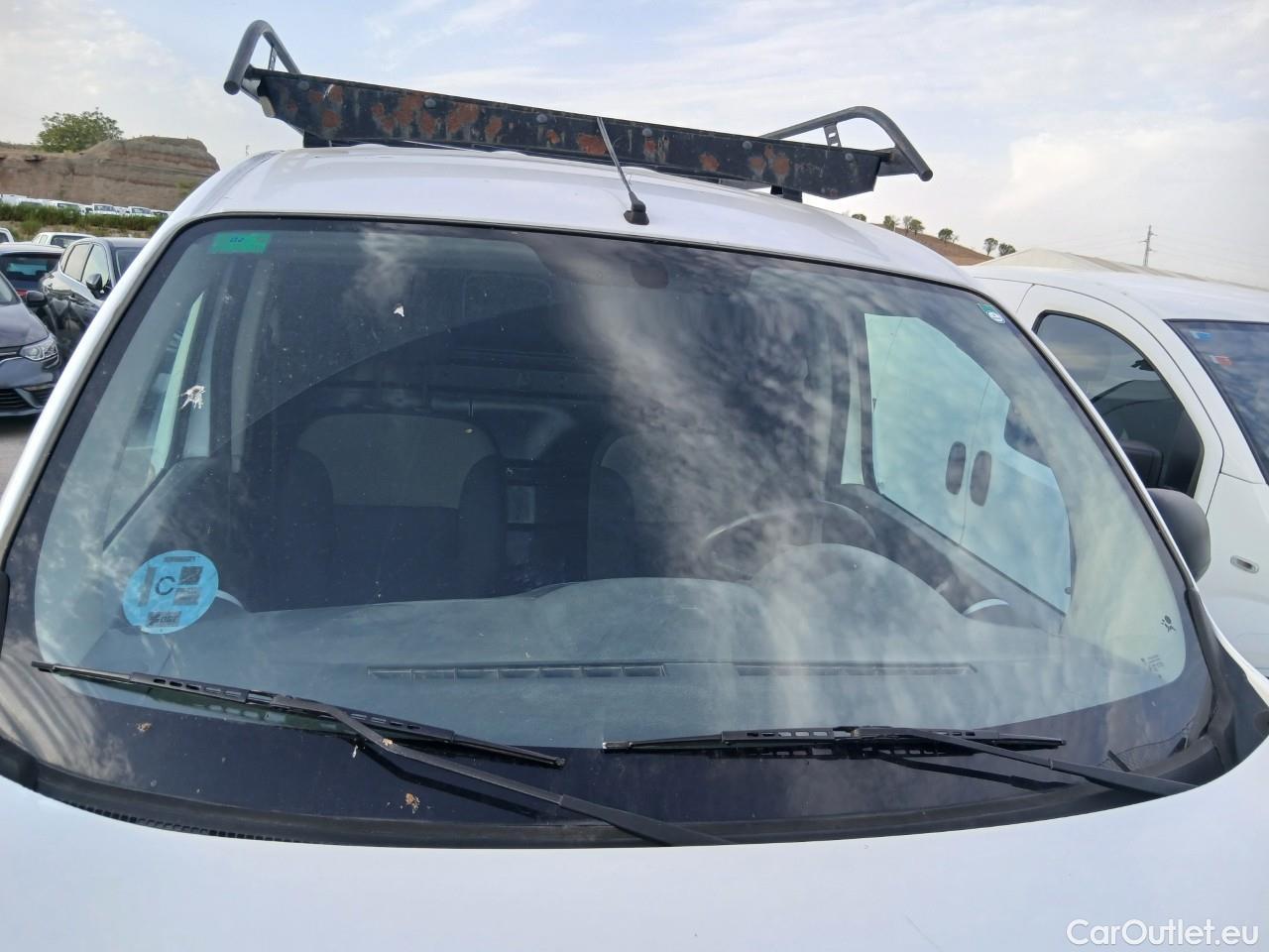 Renault  Kangoo  II Furgón Professional 1.5 dCi 75CV MT5 E6 #49