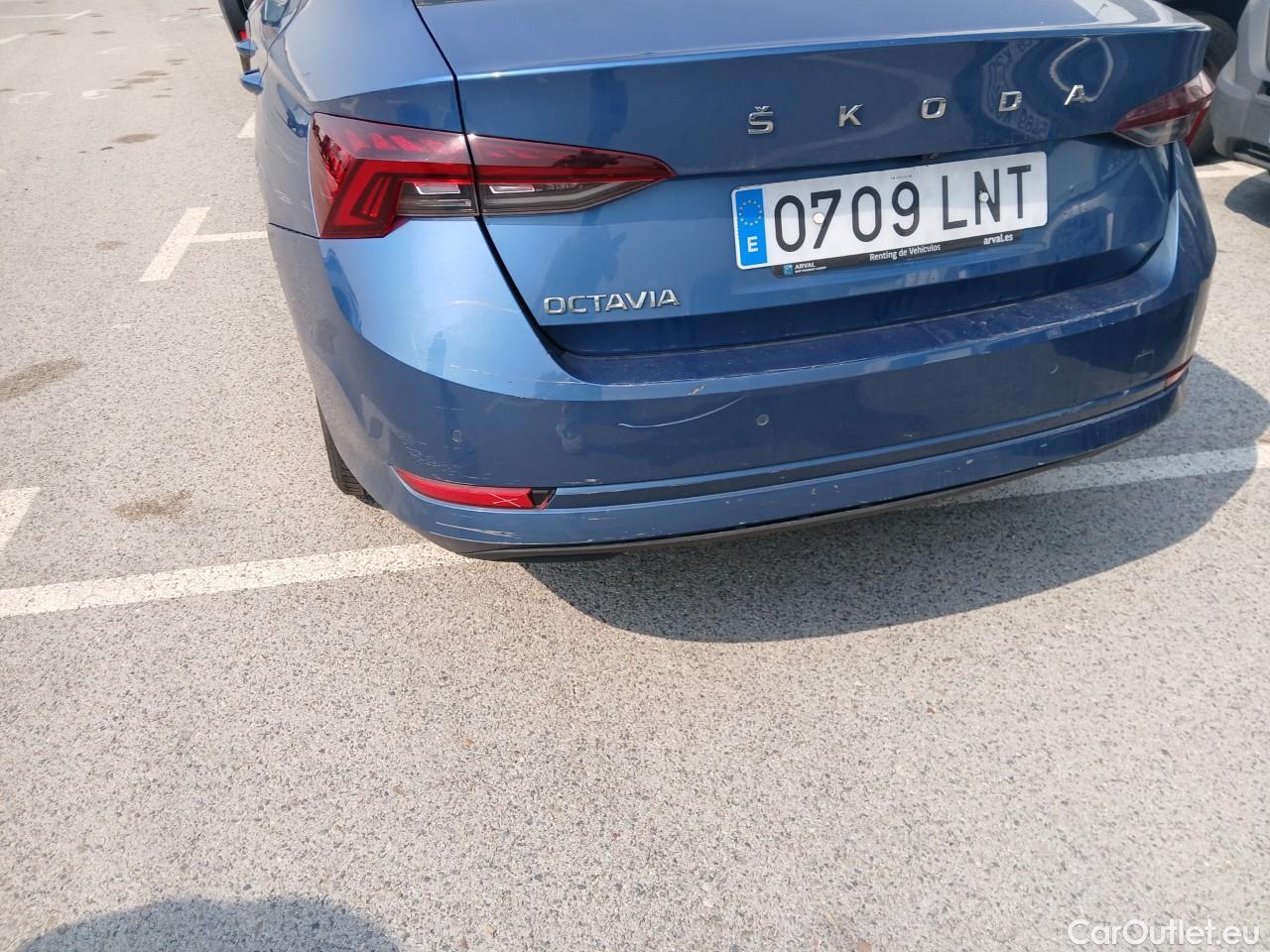  Skoda  Octavia  Berlina Ambition 2.0 TDI 115CV MT6 E6d #19