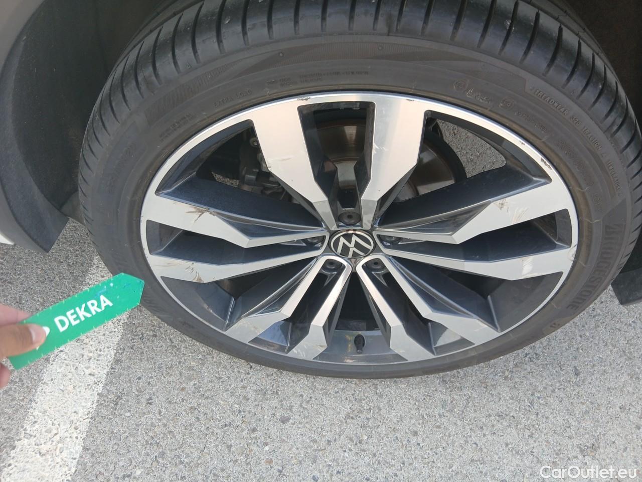  Volkswagen  Tiguan  R-Line 2.0 TDI 150CV AT7 E6d #15