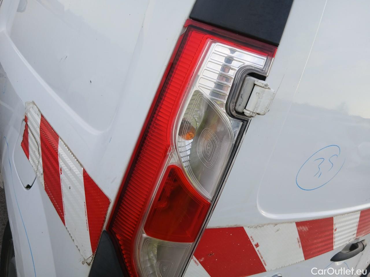  Renault  Kangoo  II Furgón Professional 1.5 dCi 75CV MT5 E6 #73