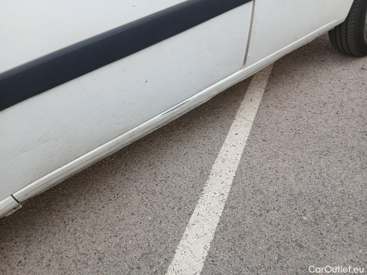  Renault  Kangoo  II Furgón Professional 1.5 dCi 75CV MT5 E6 #65