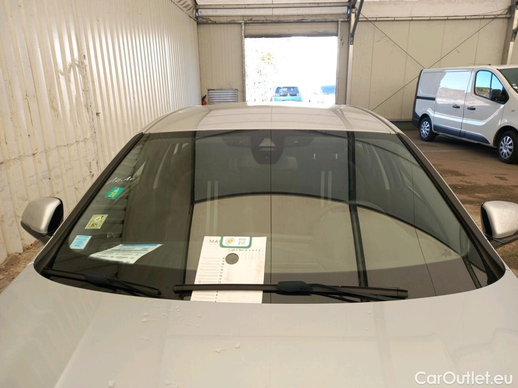  Bmw  Serie 1 BMW Série 1 5p Berline 118d BVA8 Sport #4
