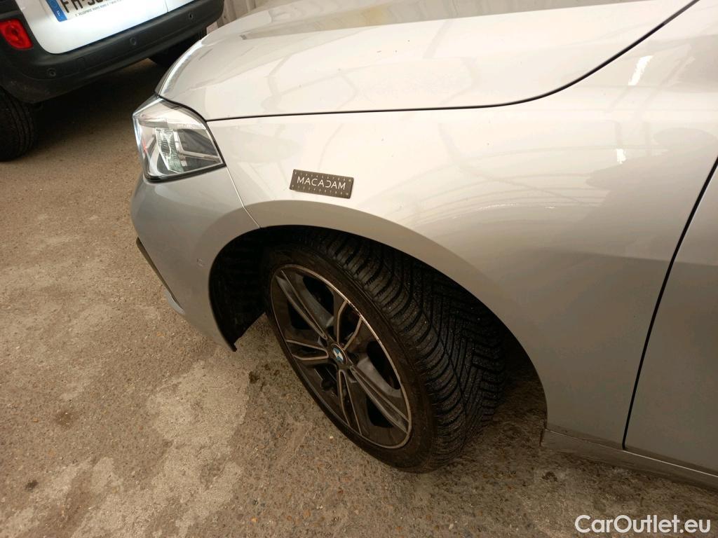  Bmw  Serie 1 BMW Série 1 5p Berline 118d BVA8 Sport #1