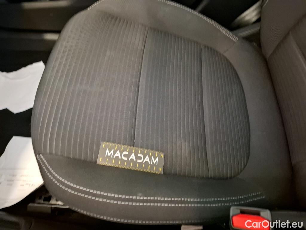  Ford  Kuga FORD  / 2019 / 5P / SUV 2.5 190 hybrid Flexifuel Pshift Titanium #3