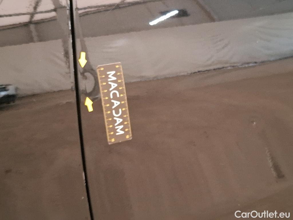  Mercedes  A-Klasse MERCEDES-BENZ Classe A Compact / 2018 / 5P / Berline A 180 d Business Line 8G-DCT #10