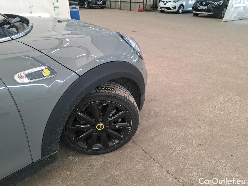  Mini  Cooper MINI Mini / 2014 / 3P / Berline  SE Finition Yours 184 ch BVA #17