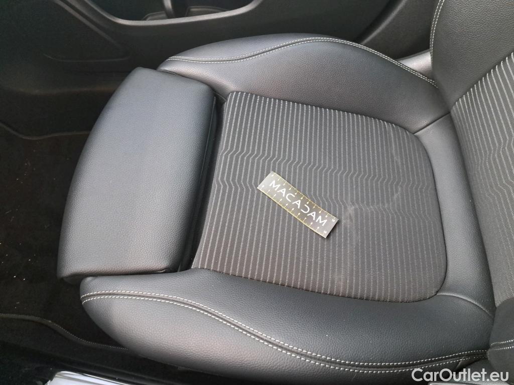  Mercedes  CLA-Klasse MERCEDES-BENZ CLA Coupe / 2019 / 4P / Coupé CLA 180 Business Line / VO RECONDITIONNE - PHOTOS AVANT RECONDITIONNEMENT #1