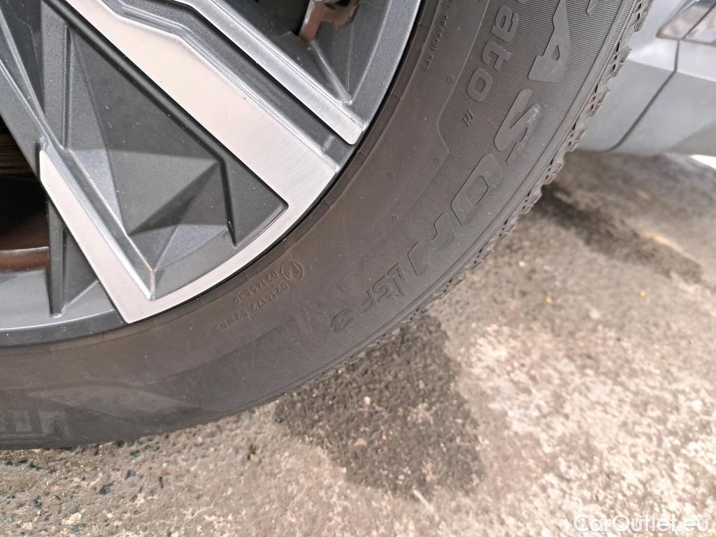  Hyundai  Tucson  Business Hybrid 2WD 1.6 T-GDI 230CV BVA6 E6d #36