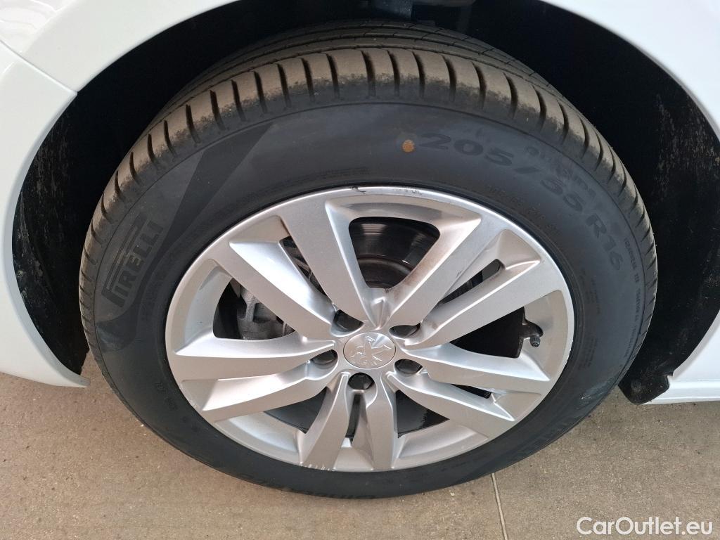  Peugeot  308  Active Business 1.2 PureTech 110 CV #2
