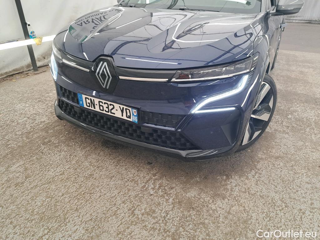  Renault  Megane-e RENAULT Megane E-TECH / 2022 / 5P / Berline techno EV60 220ch optimum charge #7