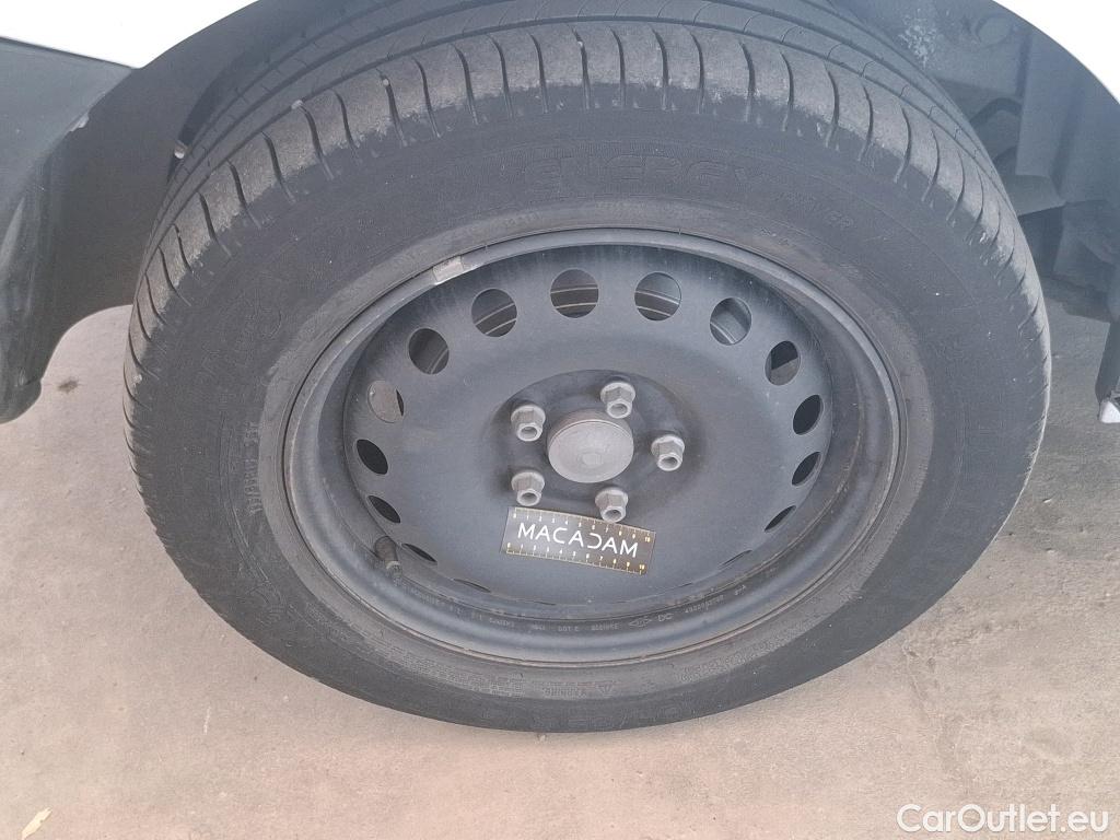  Renault  Kangoo  II Express Grand Confort (L1) 1.5 dCi 80CV BVM6 E6dT #48