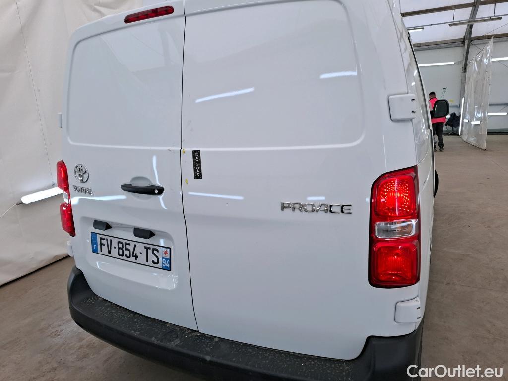  Toyota  Proace TOYOTA  VU 4p Fourgon 2.0 D MEDIUM 120 D-4D DYNAMIC #24
