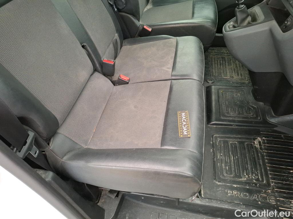  Toyota  Proace TOYOTA  VU 4p Fourgon 2.0 D MEDIUM 120 D-4D DYNAMIC #57