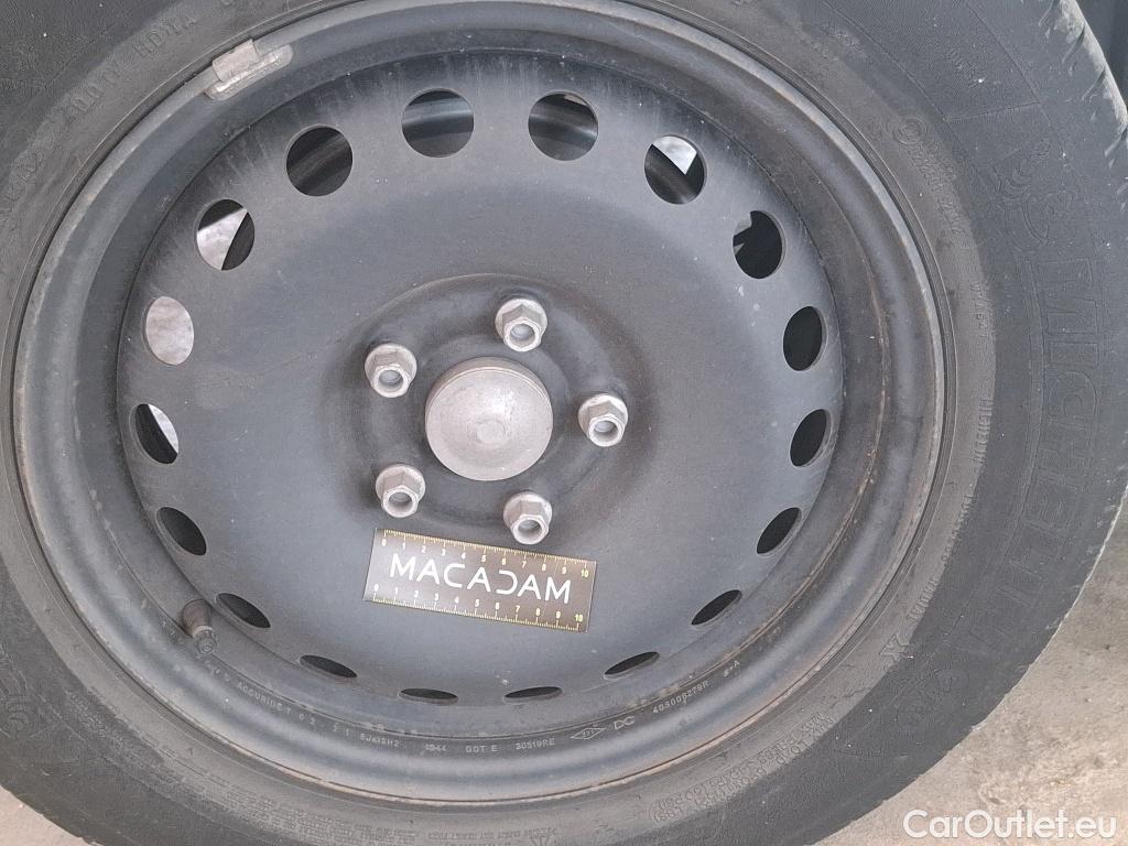  Renault  Kangoo  II Express Grand Confort (L1) 1.5 dCi 80CV BVM6 E6dT #49