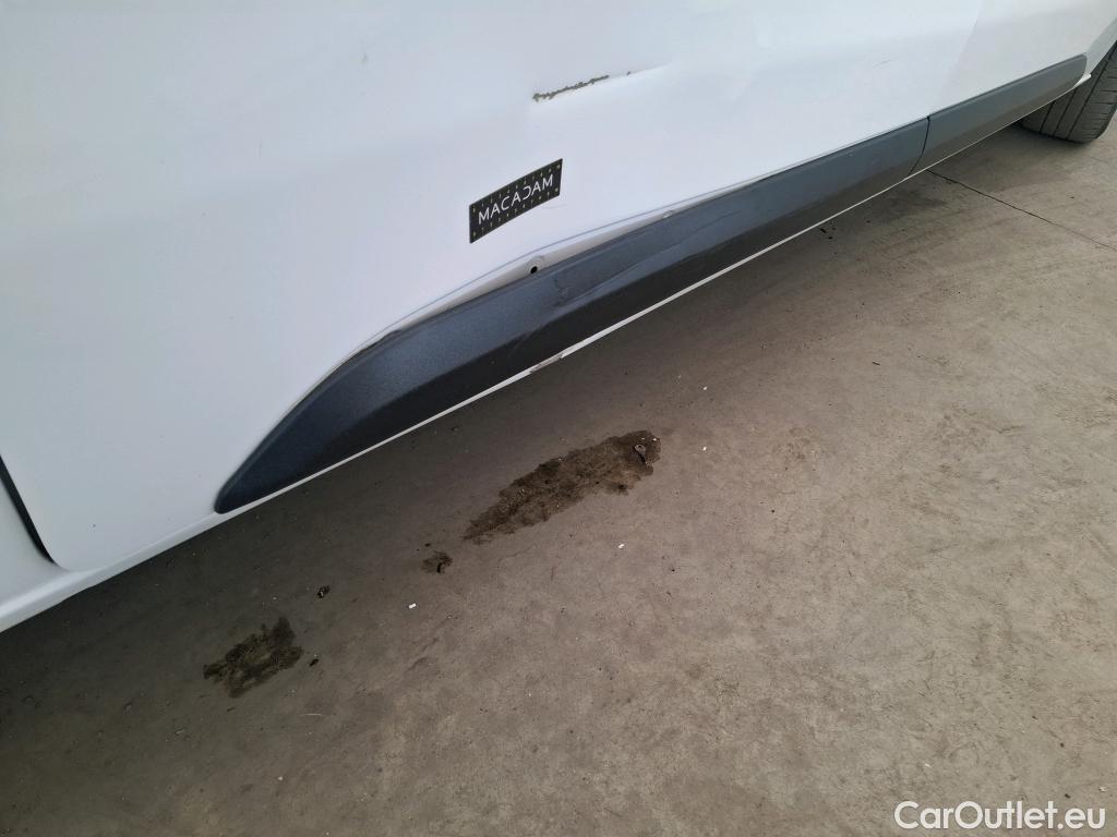  Toyota  Proace TOYOTA  VU 4p Fourgon 2.0 D MEDIUM 120 D-4D DYNAMIC #35