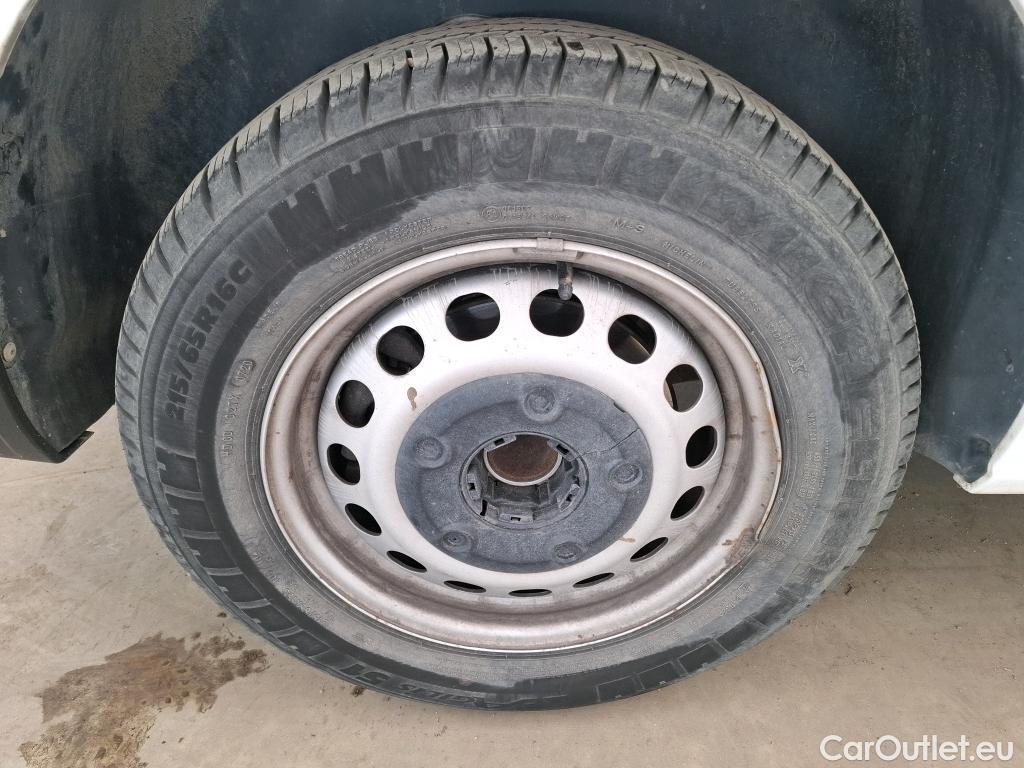  Toyota  Proace TOYOTA  VU 4p Fourgon 2.0 D MEDIUM 120 D-4D DYNAMIC #41