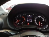 Audi  Q2 AUDI  / 2016 / 5P / SUV 1.6 30 TDI S LINE ED S TRONIC #4