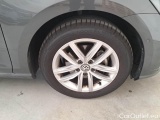  Volkswagen  Golf  VOLKSWAGEN / 2017 / 5P / BERLINA 1.6 TDI BUSINESS BMT DSG #17