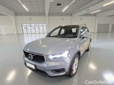  Volvo  XC 40 VOLVO XC40 / 2017 / 5P / SUV T3 AUTOMATICO MOMENTUM PRO 