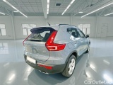  Volvo  XC 40 VOLVO XC40 / 2017 / 5P / SUV T3 AUTOMATICO MOMENTUM PRO #2
