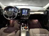  Volvo  XC 40 VOLVO XC40 / 2017 / 5P / SUV T3 AUTOMATICO MOMENTUM PRO #3