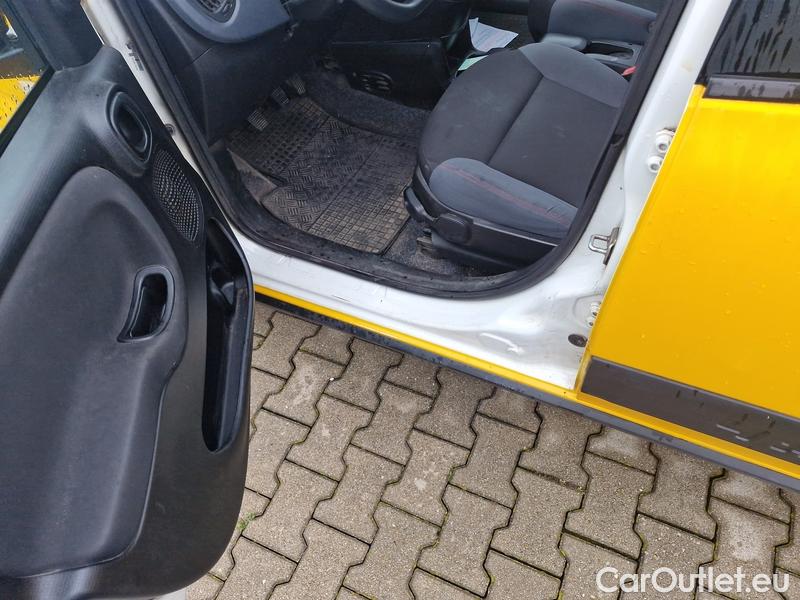  Fiat  Panda  (2012)  1.3MJET 95 Wild 4x4 #20
