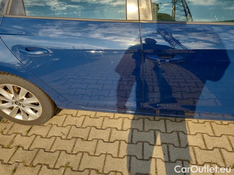  Seat  Leon  ST (2013)  ST 1.4TGI 110 Style #7