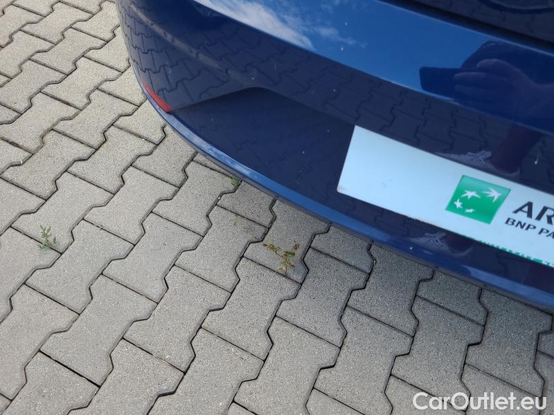  Seat  Leon  (2013)  1.4TGI 110 Style #10