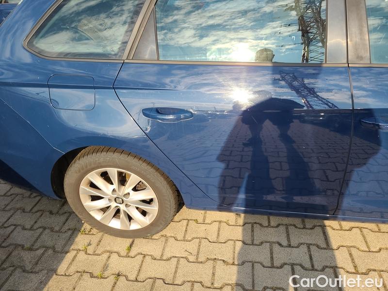  Seat  Leon  ST (2013)  ST 1.4TGI 110 Style #6
