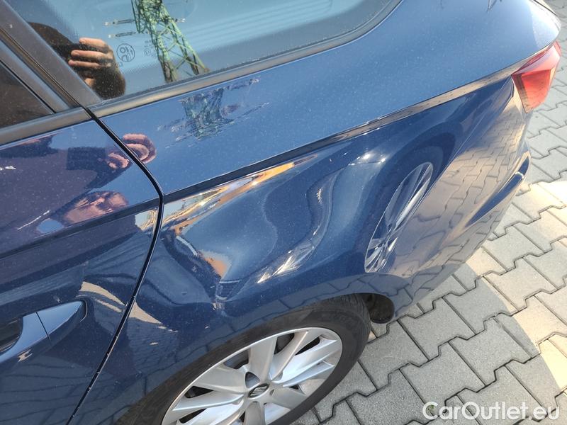  Seat  Leon  ST (2013)  ST 1.4TGI 110 Style #7