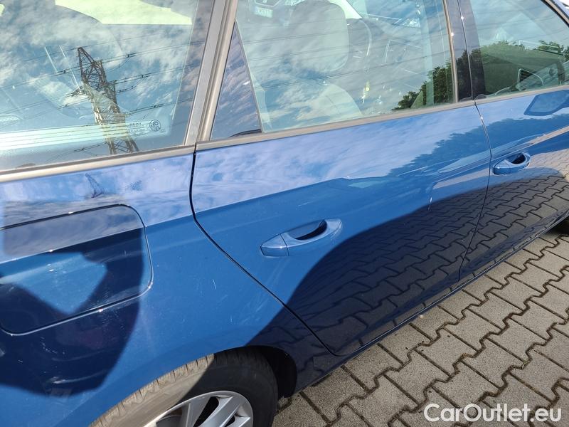  Seat  Leon  ST (2013)  ST 1.4TGI 110 Style #8