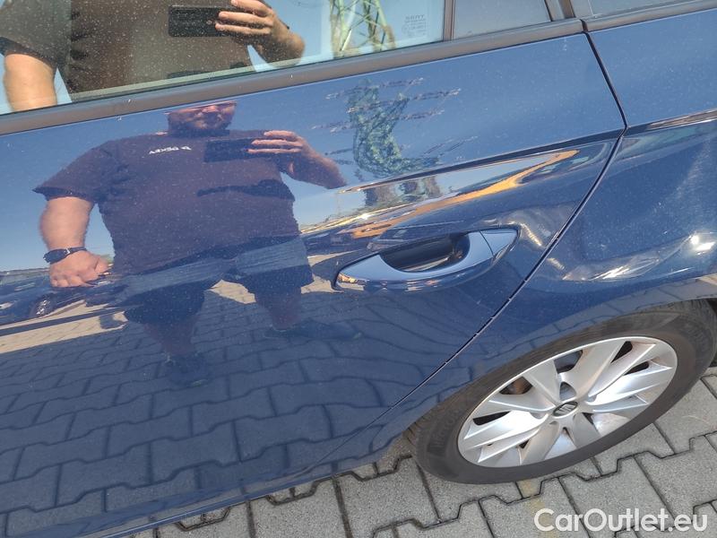  Seat  Leon  ST (2013)  ST 1.4TGI 110 Style #5