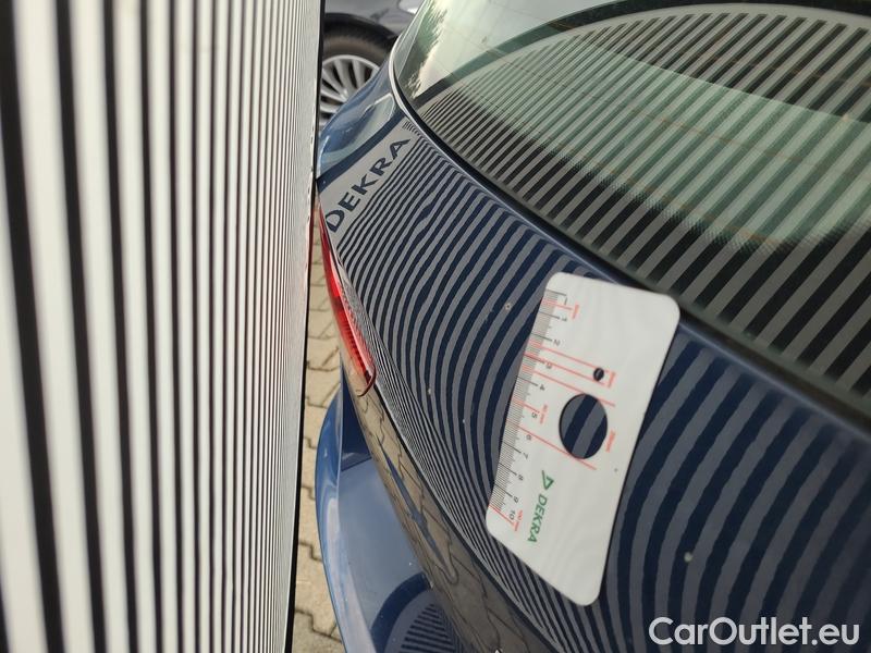  Seat  Leon  ST (2013)  ST 1.4TGI 110 Style #7