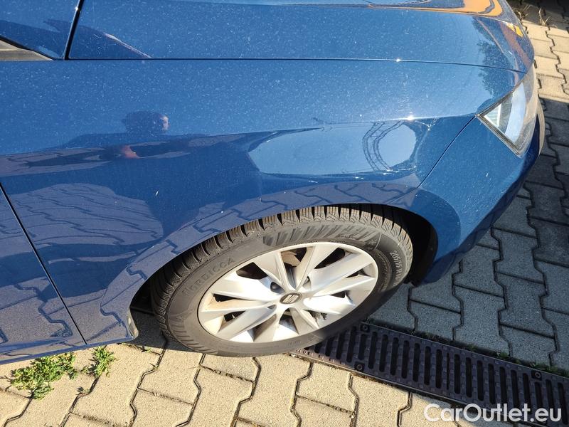  Seat  Leon  ST (2013)  ST 1.4TGI 110 Style #5