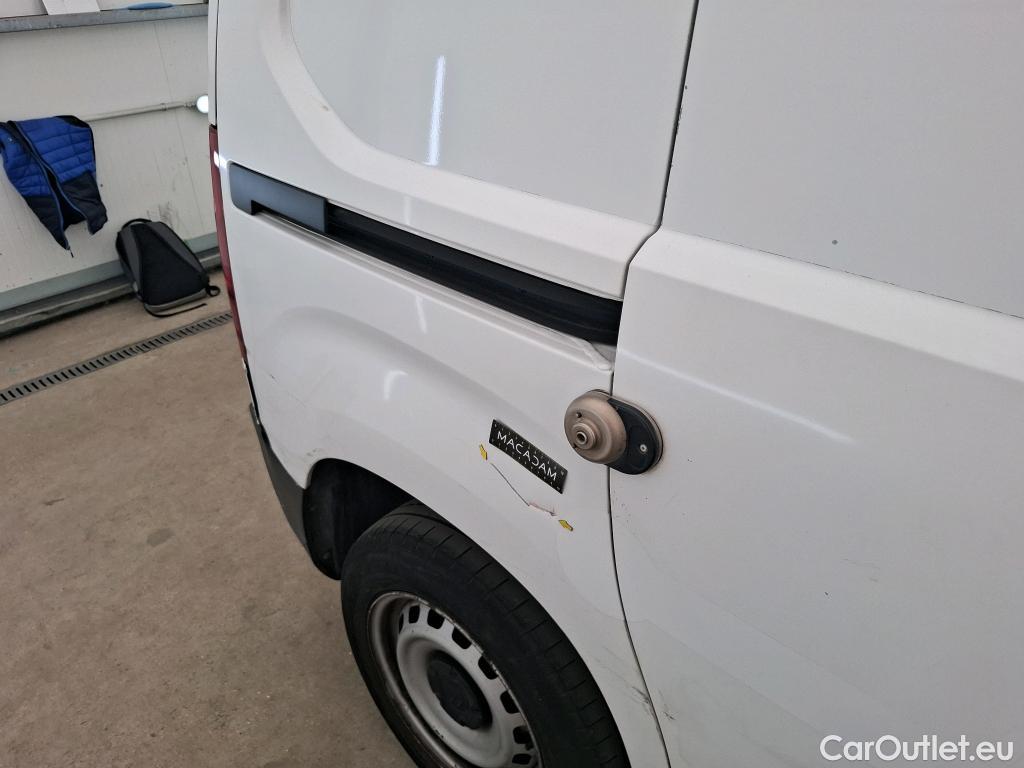  Citroen  Berlingo  Fourgon Club M 650 1.6 BlueHDi 100CV BVM5 E6 #9