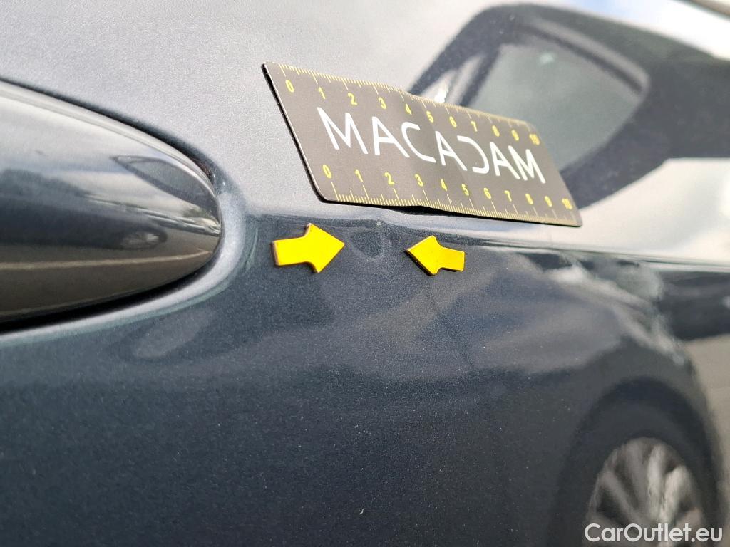  Nissan  Micra NISSAN  / 2016 / 5P / Berline IG-T 92 Business Edition #14